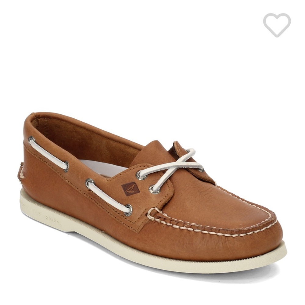 New Sperry tan boat shoes size 11